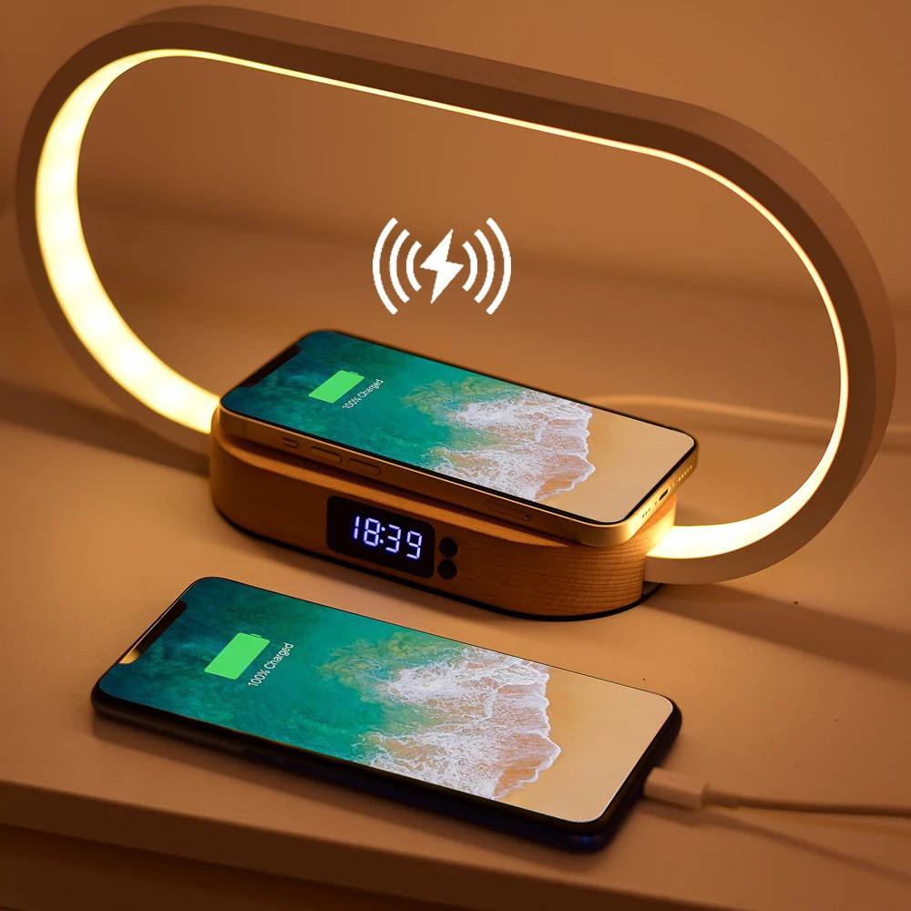 Лампа з бездротовою зарядкою 10W3